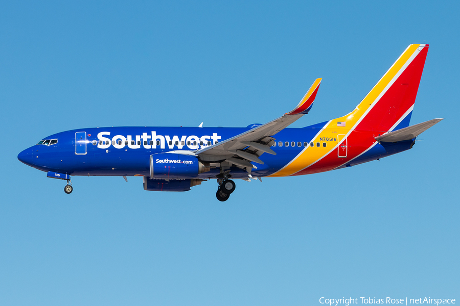 Southwest Airlines Boeing 737-7Q8 (N7851A) | Photo 277335