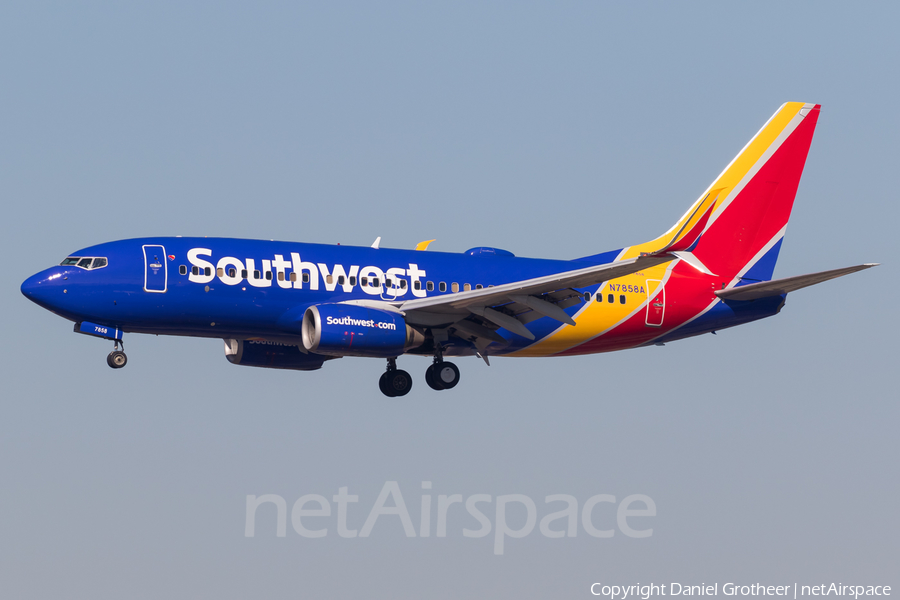 Southwest Airlines Boeing 737-79P (N7858A) | Photo 238925