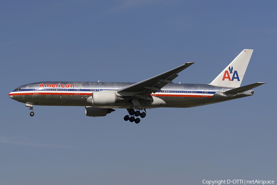 American Airlines Boeing 777-223(ER) (N785AN) | Photo 278416