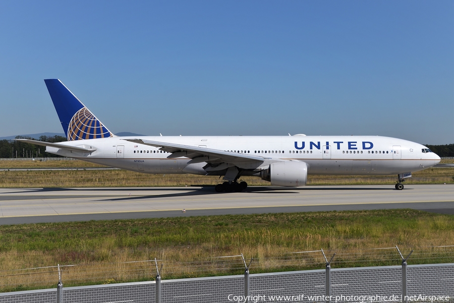 United Airlines Boeing 777-222(ER) (N785UA) | Photo 380039