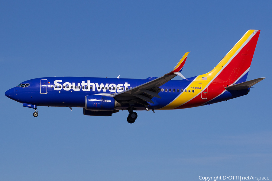 Southwest Airlines Boeing 737-79P (N7861J) | Photo 547342