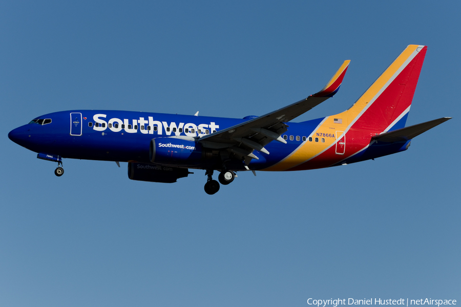 Southwest Airlines Boeing 737-7Q8 (N7866A) | Photo 448584