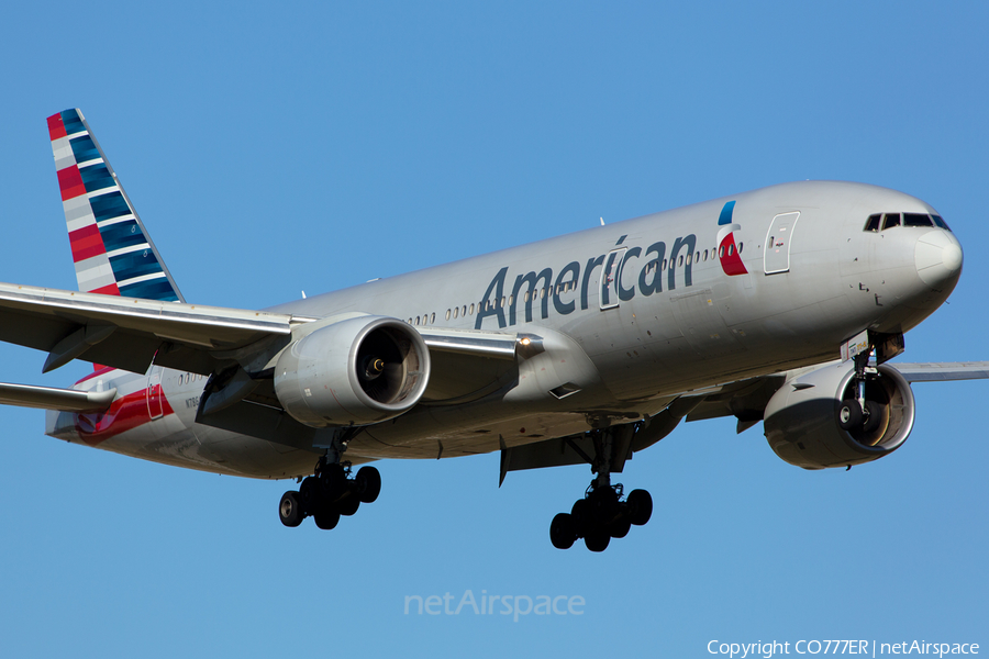 American Airlines Boeing 777-223(ER) (N786AN) | Photo 91515