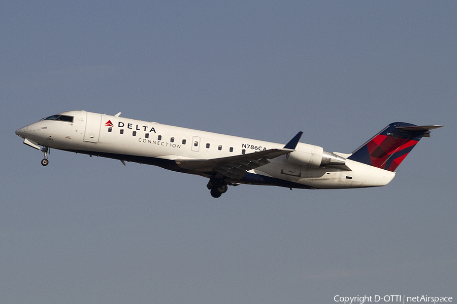 Delta Connection (Comair) Bombardier CRJ-100ER (N786CA) | Photo 344278