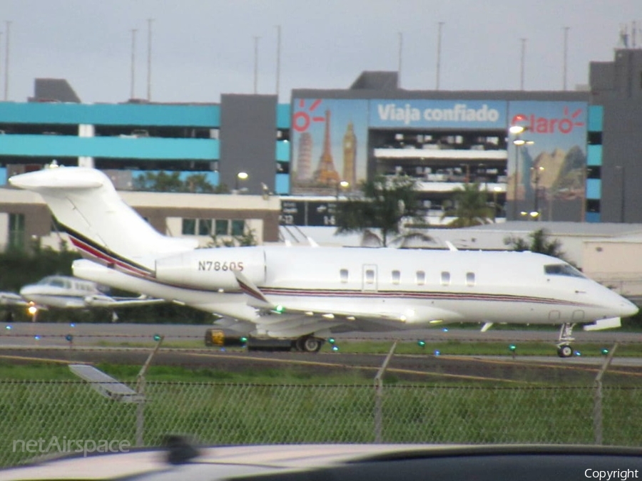 NetJets Bombardier BD-100-1A10 Challenger 350 (N786QS) | Photo 660912