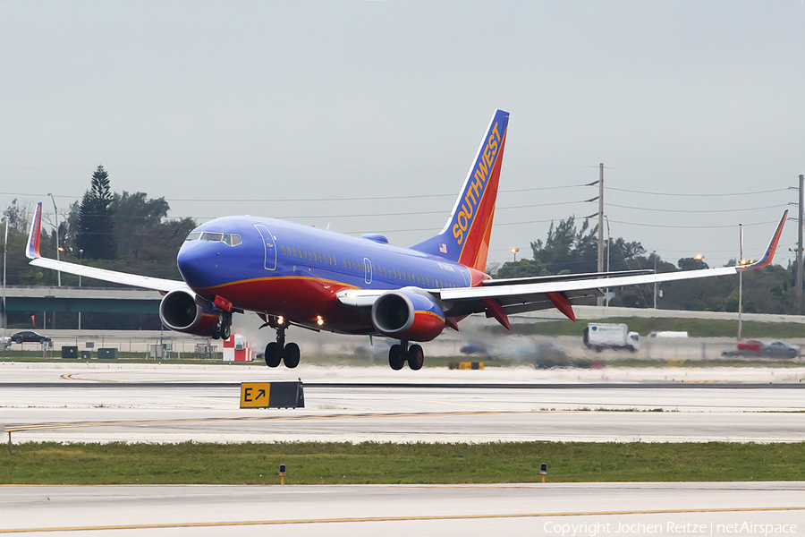 Southwest Airlines Boeing 737-7H4 (N786SW) | Photo 101724