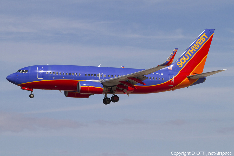 Southwest Airlines Boeing 737-7H4 (N786SW) | Photo 341795
