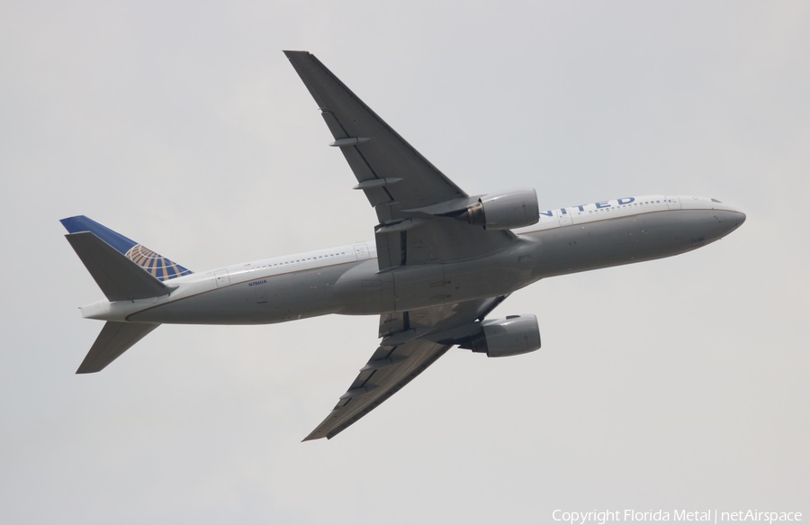 United Airlines Boeing 777-222(ER) (N786UA) | Photo 313882