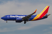 Southwest Airlines Boeing 737-7Q8 (N7874B) at  Los Angeles - International, United States