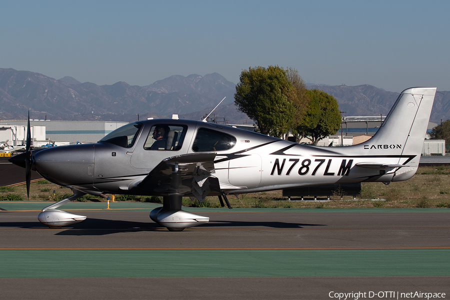 (Private) Cirrus SR22T G6 GTS Carbon (N787LM) | Photo 541223