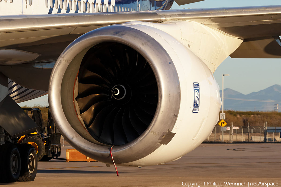 Rolls-Royce Boeing 747-267B (N787RR) | Photo 310445