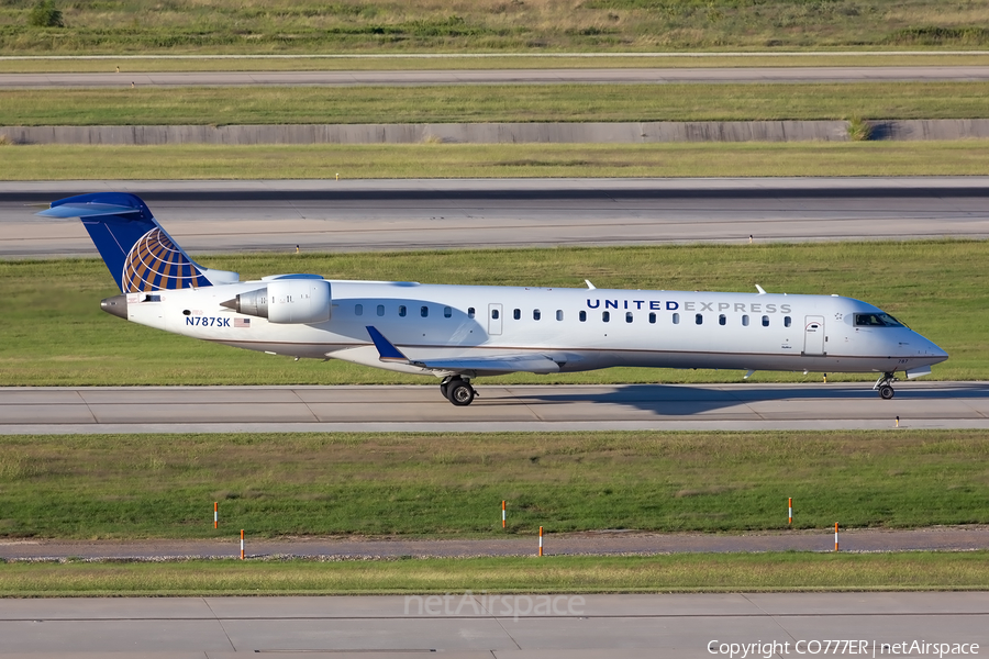 United Express (SkyWest Airlines) Bombardier CRJ-702ER (N787SK) | Photo 289759