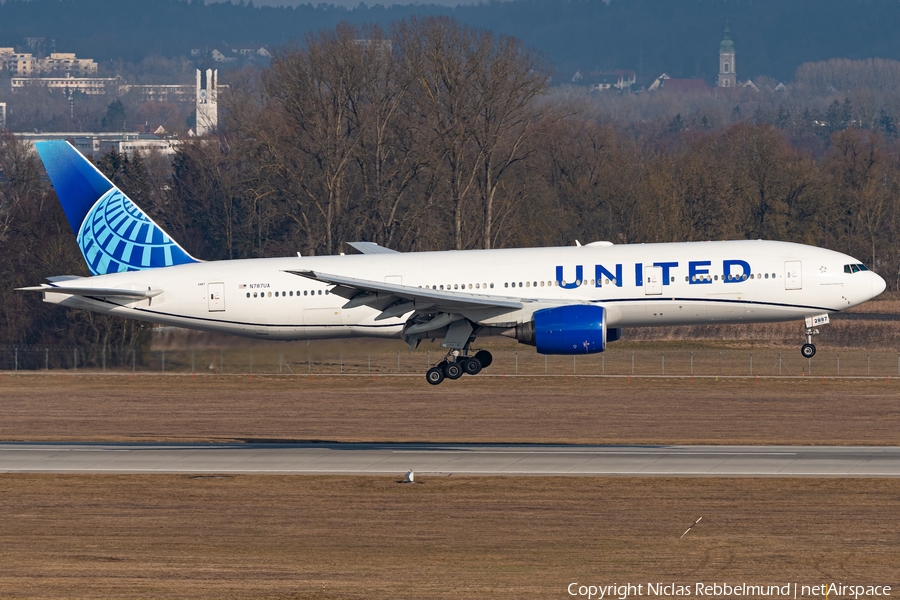 United Airlines Boeing 777-222(ER) (N787UA) | Photo 665052