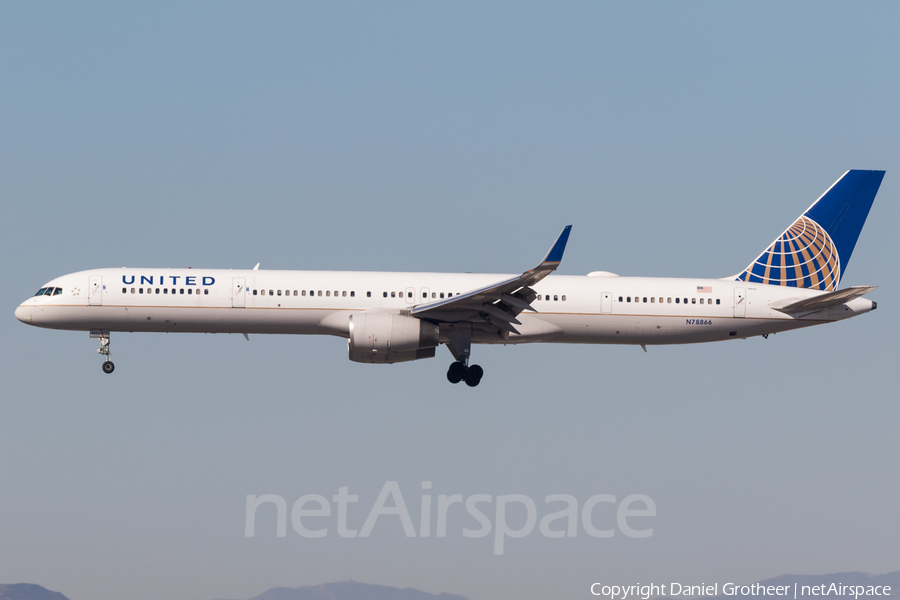United Airlines Boeing 757-33N (N78866) | Photo 238933