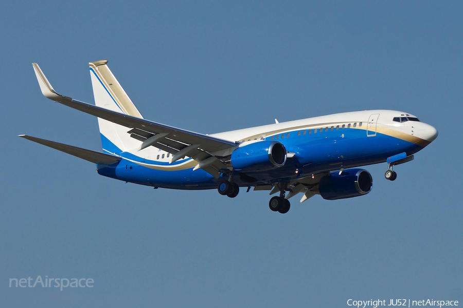 (Private) Boeing 737-79U(BBJ) (N788DP) | Photo 106915