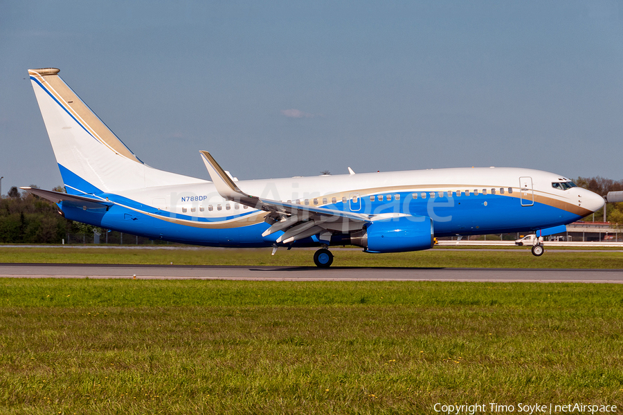 (Private) Boeing 737-79U(BBJ) (N788DP) | Photo 107002