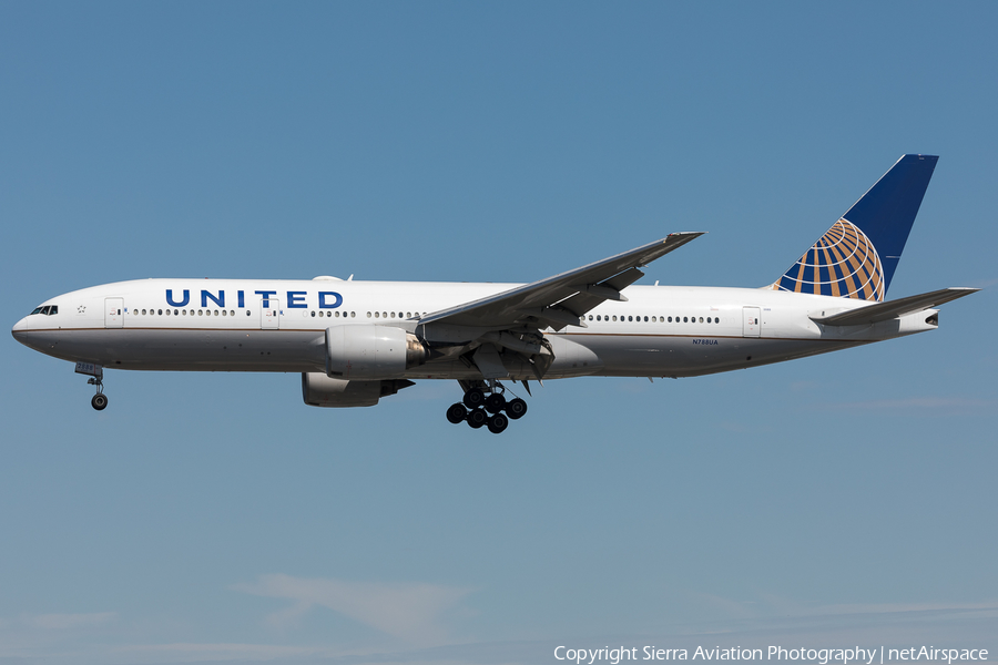 United Airlines Boeing 777-222(ER) (N788UA) | Photo 335259