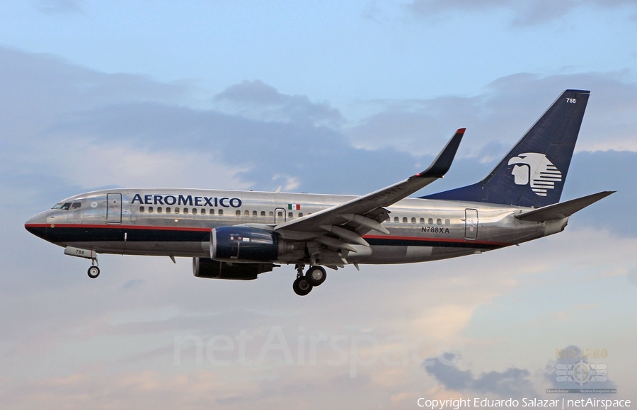 AeroMexico Boeing 737-752 (N788XA) | Photo 362254