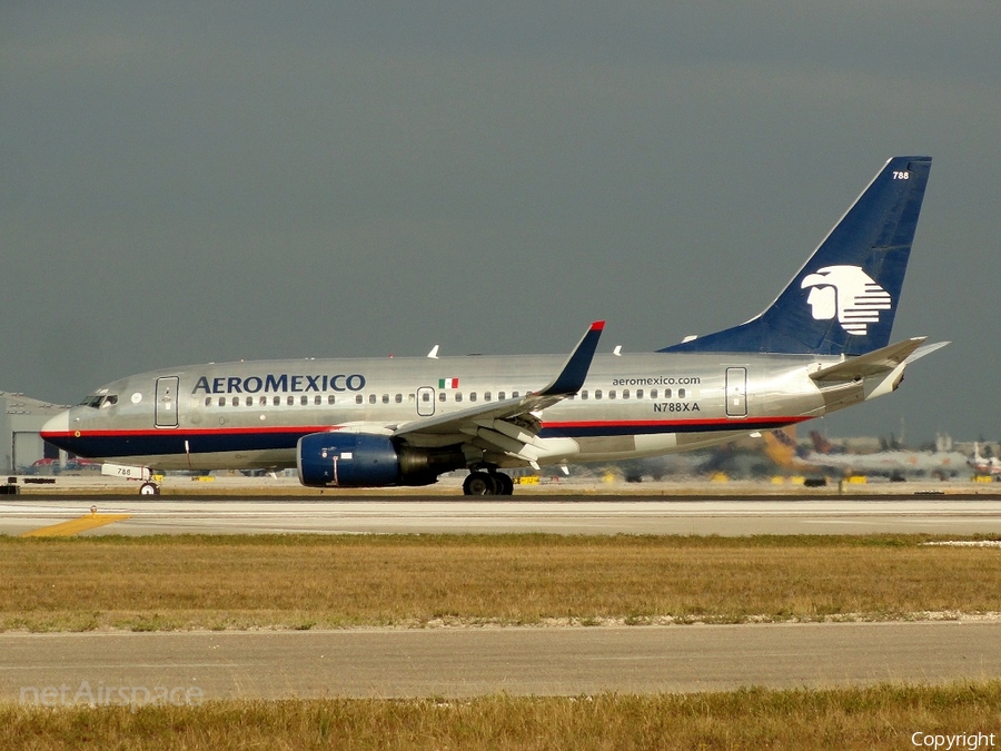 AeroMexico Boeing 737-752 (N788XA) | Photo 19771