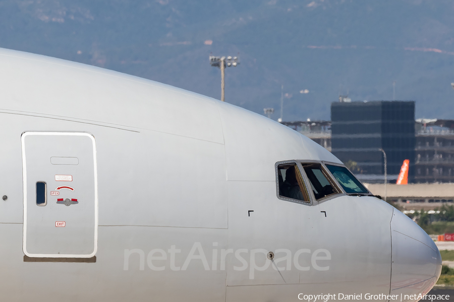 American Airlines Boeing 777-223(ER) (N789AN) | Photo 156916