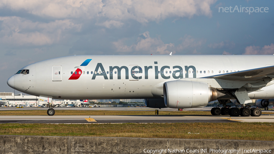 American Airlines Boeing 777-223(ER) (N789AN) | Photo 145839