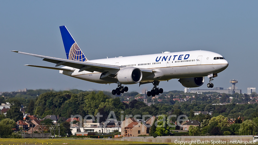 United Airlines Boeing 777-224(ER) (N79011) | Photo 375514