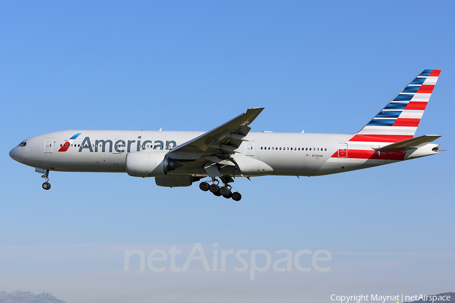 American Airlines Boeing 777-223(ER) (N790AN) | Photo 160673