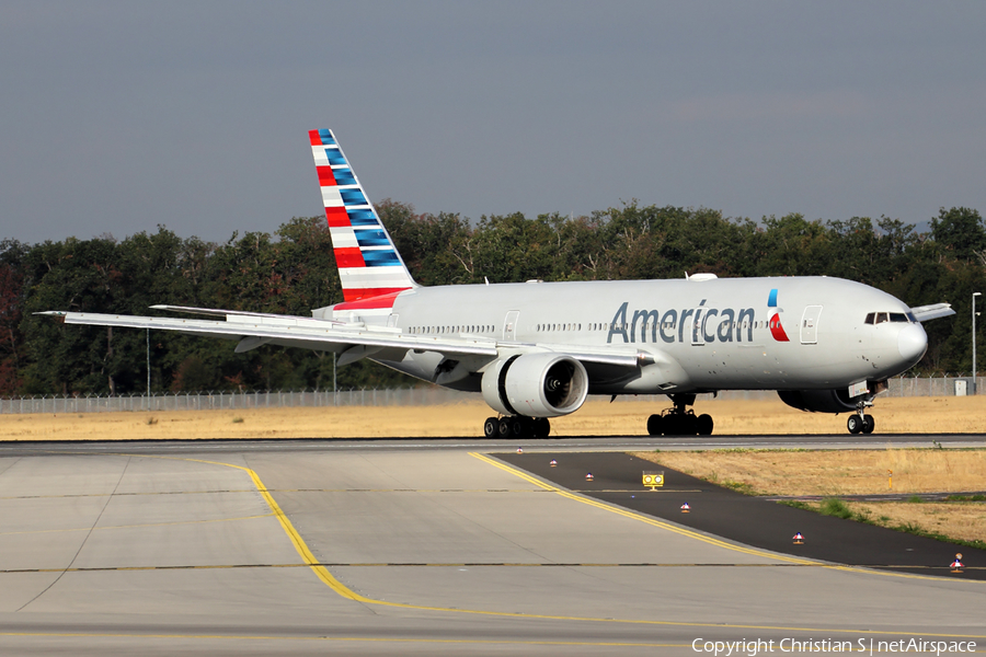 American Airlines Boeing 777-223(ER) (N790AN) | Photo 265164