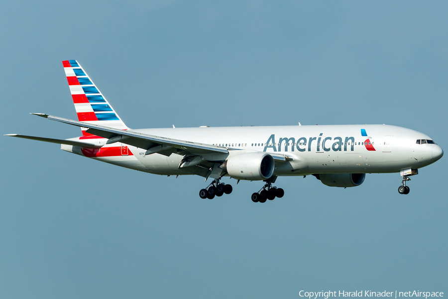American Airlines Boeing 777-223(ER) (N790AN) | Photo 301298