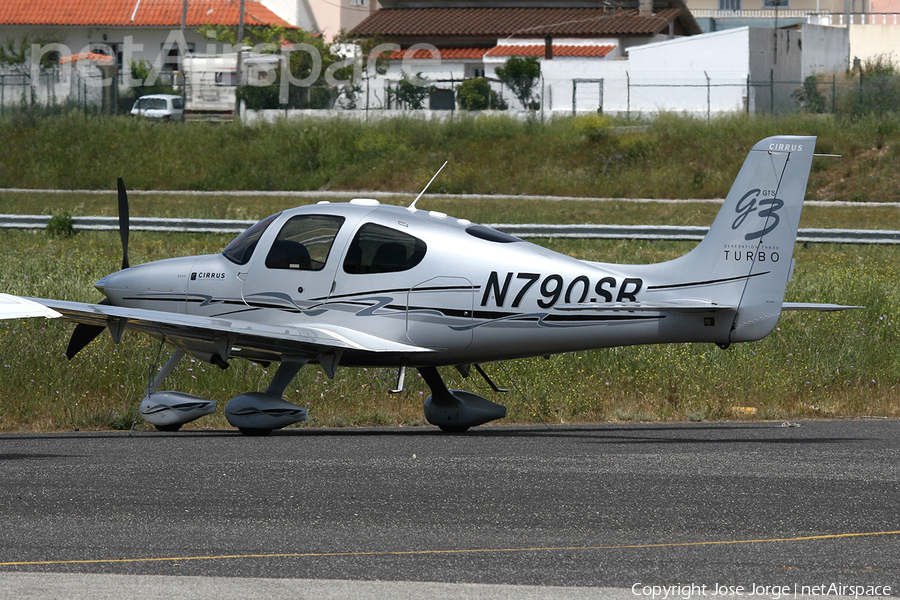 (Private) Cirrus SR22 G3 GTS (N790SR) | Photo 393548