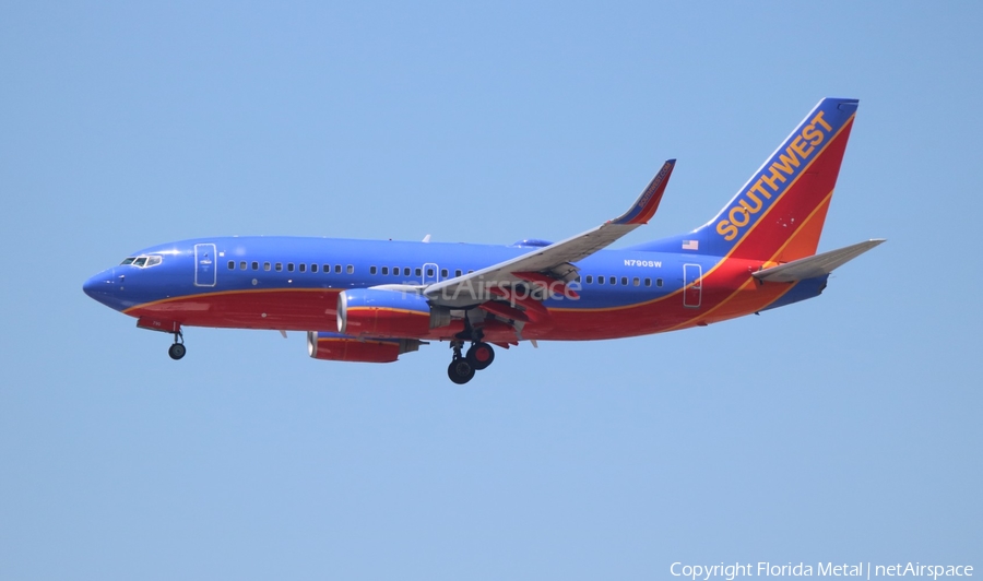Southwest Airlines Boeing 737-7H4 (N790SW) | Photo 314062