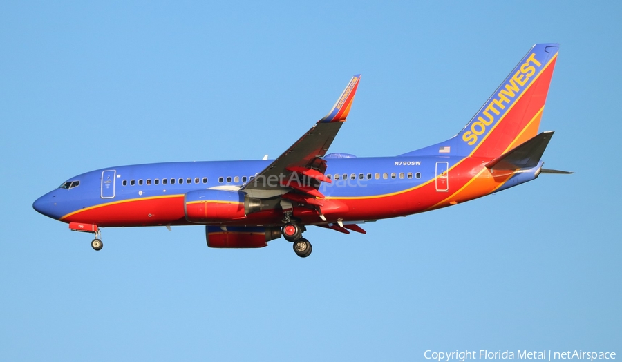 Southwest Airlines Boeing 737-7H4 (N790SW) | Photo 314063