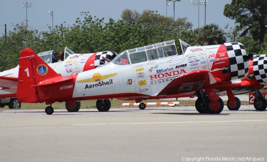 Aeroshell Aerobatic Team North American AT-6G Texan (N791MH) | Photo 314072
