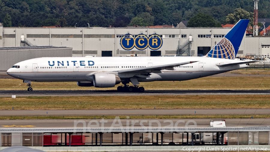 United Airlines Boeing 777-222(ER) (N791UA) | Photo 282357