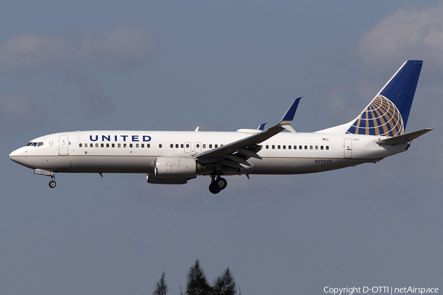 United Airlines Boeing 737-824 (N79279) | Photo 534050