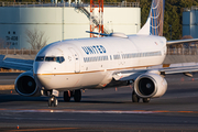 United Airlines Boeing 737-824 (N79279) at  Tokyo - Narita International, Japan