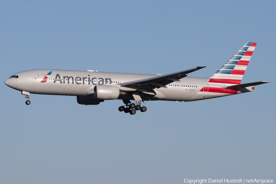 American Airlines Boeing 777-223(ER) (N792AN) | Photo 511746