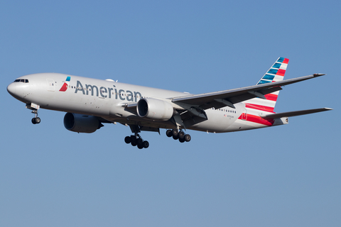 American Airlines Boeing 777-223(ER) (N792AN) at  Rome - Fiumicino (Leonardo DaVinci), Italy