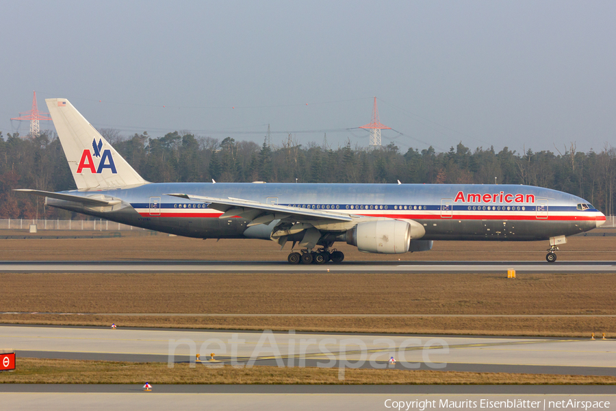 American Airlines Boeing 777-223(ER) (N792AN) | Photo 43783