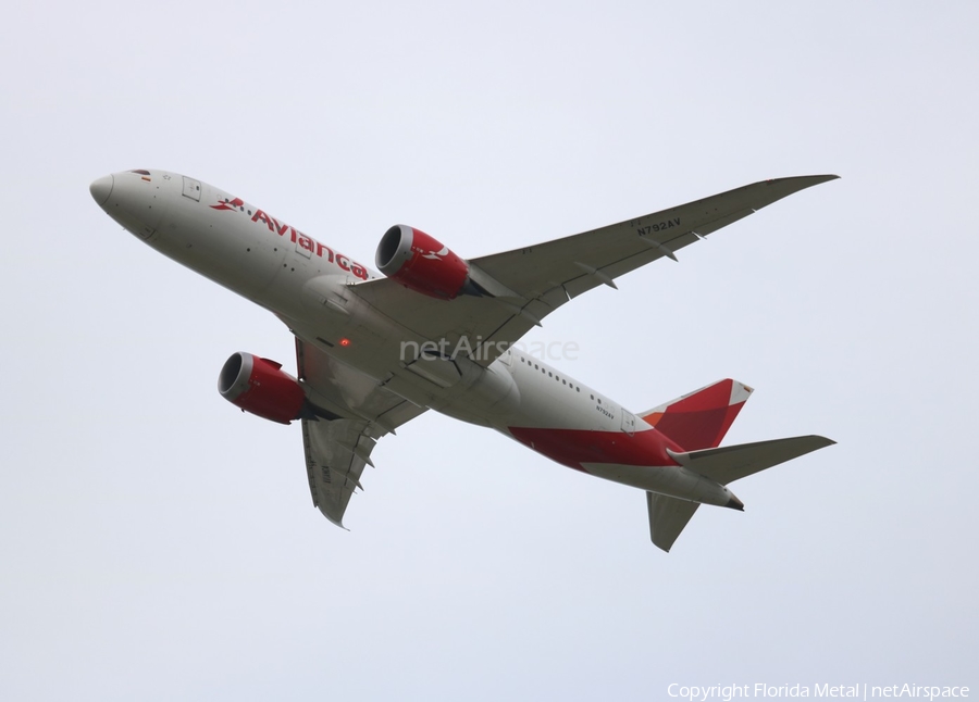 Avianca Boeing 787-8 Dreamliner (N792AV) | Photo 483241