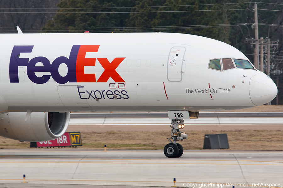 FedEx Boeing 757-222(SF) (N792FD) | Photo 237464