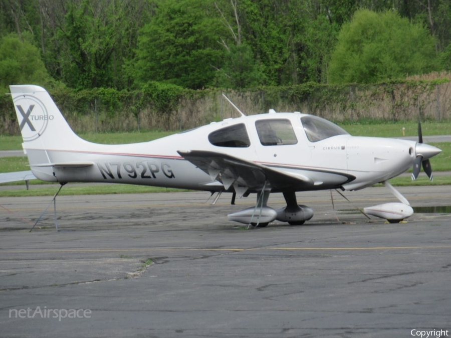 (Private) Cirrus SR22 G3 GTS X TC (N792PG) | Photo 679544