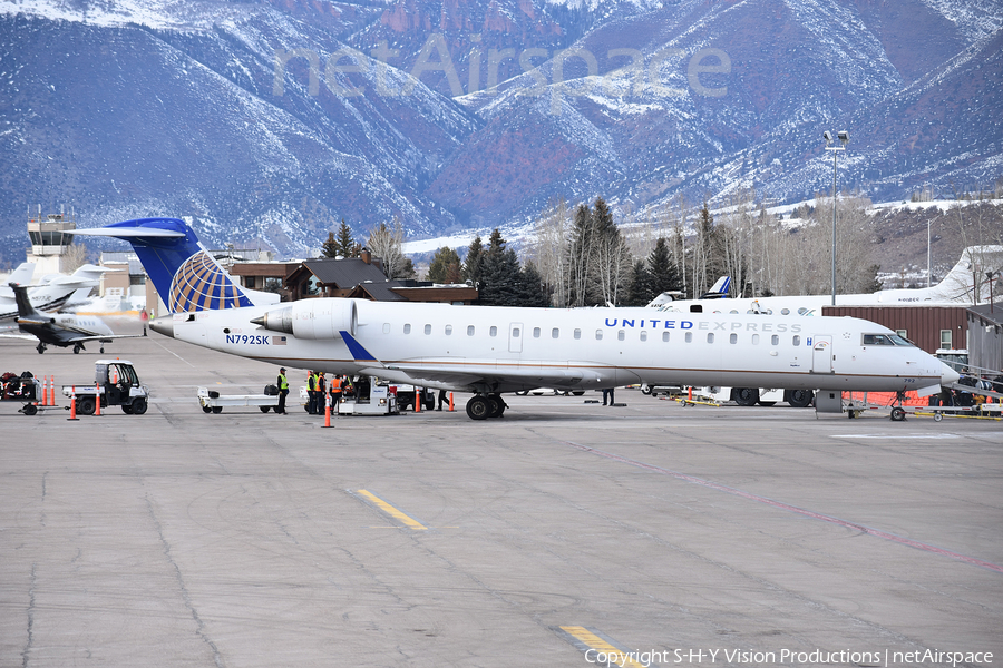 United Express (SkyWest Airlines) Bombardier CRJ-702ER (N792SK) | Photo 299299