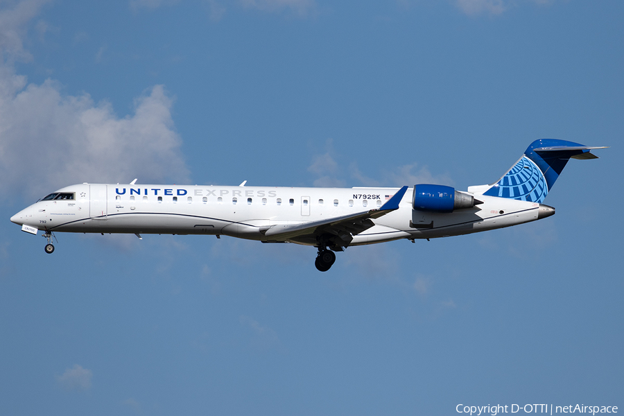 United Express (SkyWest Airlines) Bombardier CRJ-702ER (N792SK) | Photo 525340