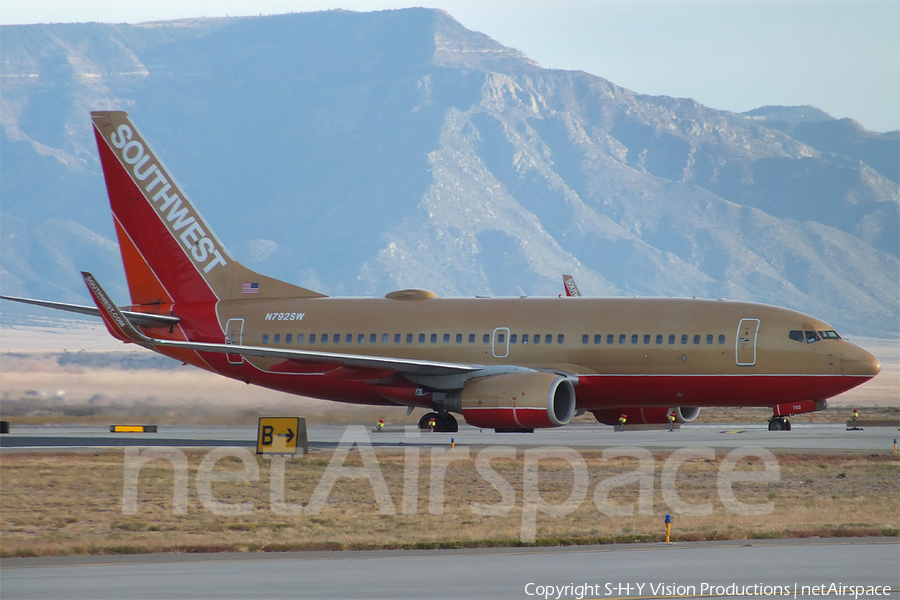 Southwest Airlines Boeing 737-7H4 (N792SW) | Photo 13887