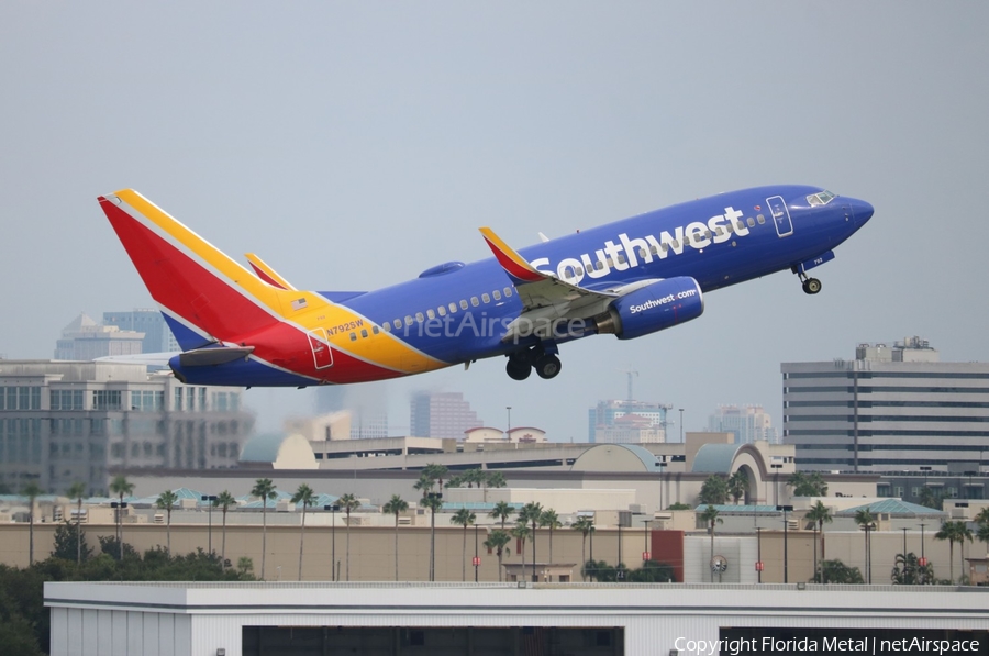 Southwest Airlines Boeing 737-7H4 (N792SW) | Photo 358138