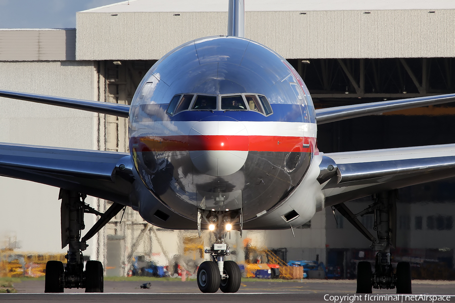 American Airlines Boeing 777-223(ER) (N793AN) | Photo 8544