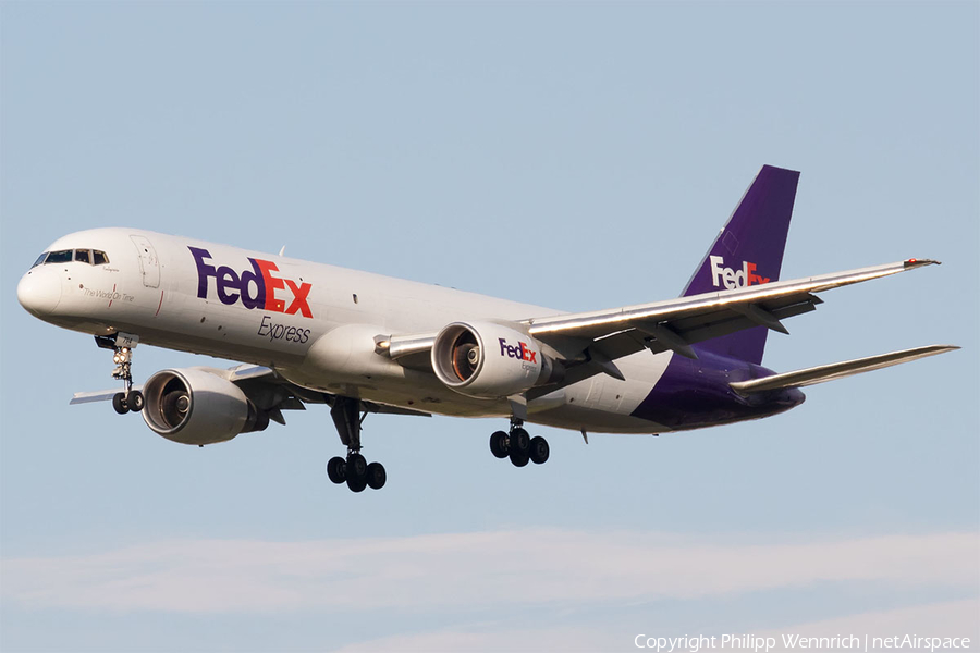 FedEx Boeing 757-222(SF) (N794FD) | Photo 311858