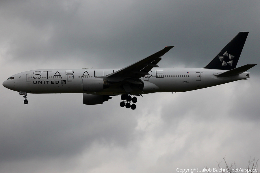 United Airlines Boeing 777-222(ER) (N794UA) | Photo 183678