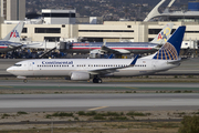 Continental Airlines Boeing 737-824 (N79521) at  Los Angeles - International, United States
